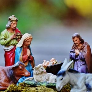 christmas-crib-figures-1060021_640